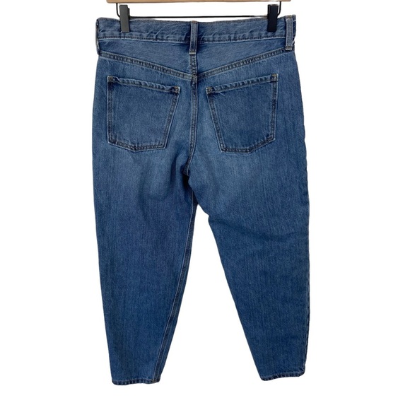 Old Navy Mid Rise Slouchy Taper Jeans Mid Rise Distressed Size 2 - Picture 3 of 6